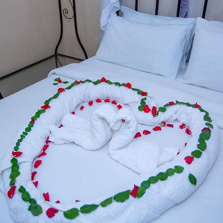 Kays Lodge ดาร์เอสซาลาม ภายนอก รูปภาพ
