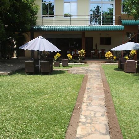 Kays Lodge ดาร์เอสซาลาม ภายนอก รูปภาพ