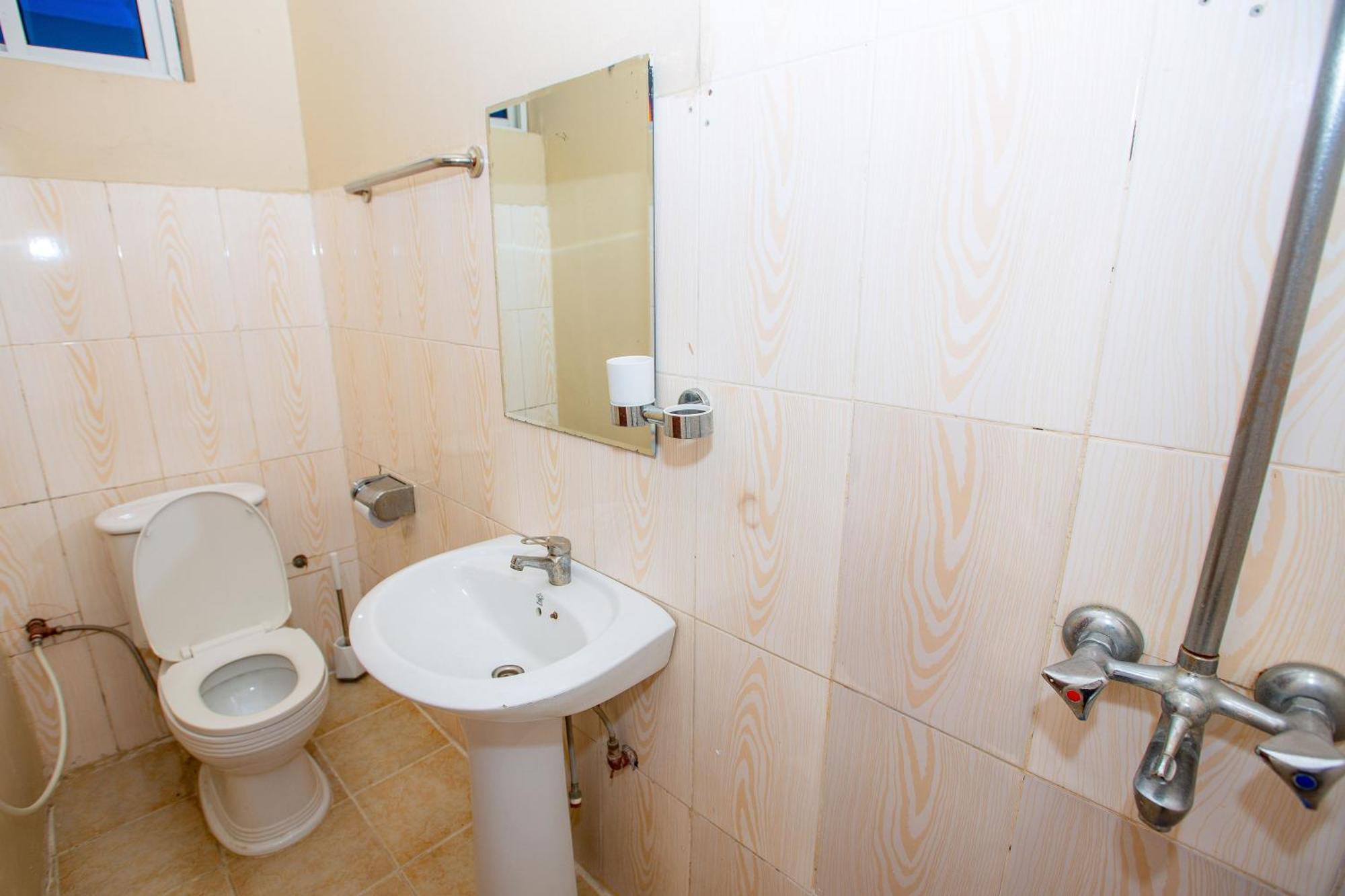Kays Lodge ดาร์เอสซาลาม ภายนอก รูปภาพ