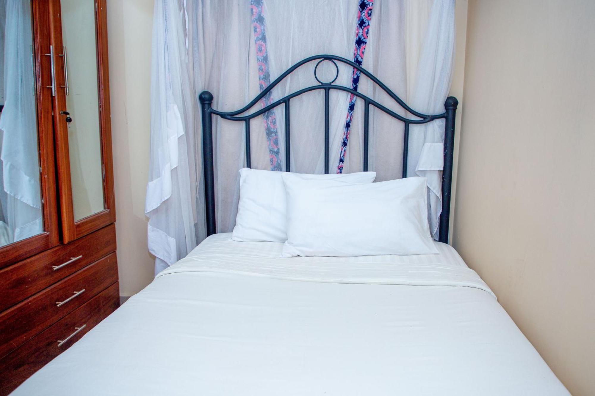 Kays Lodge ดาร์เอสซาลาม ภายนอก รูปภาพ