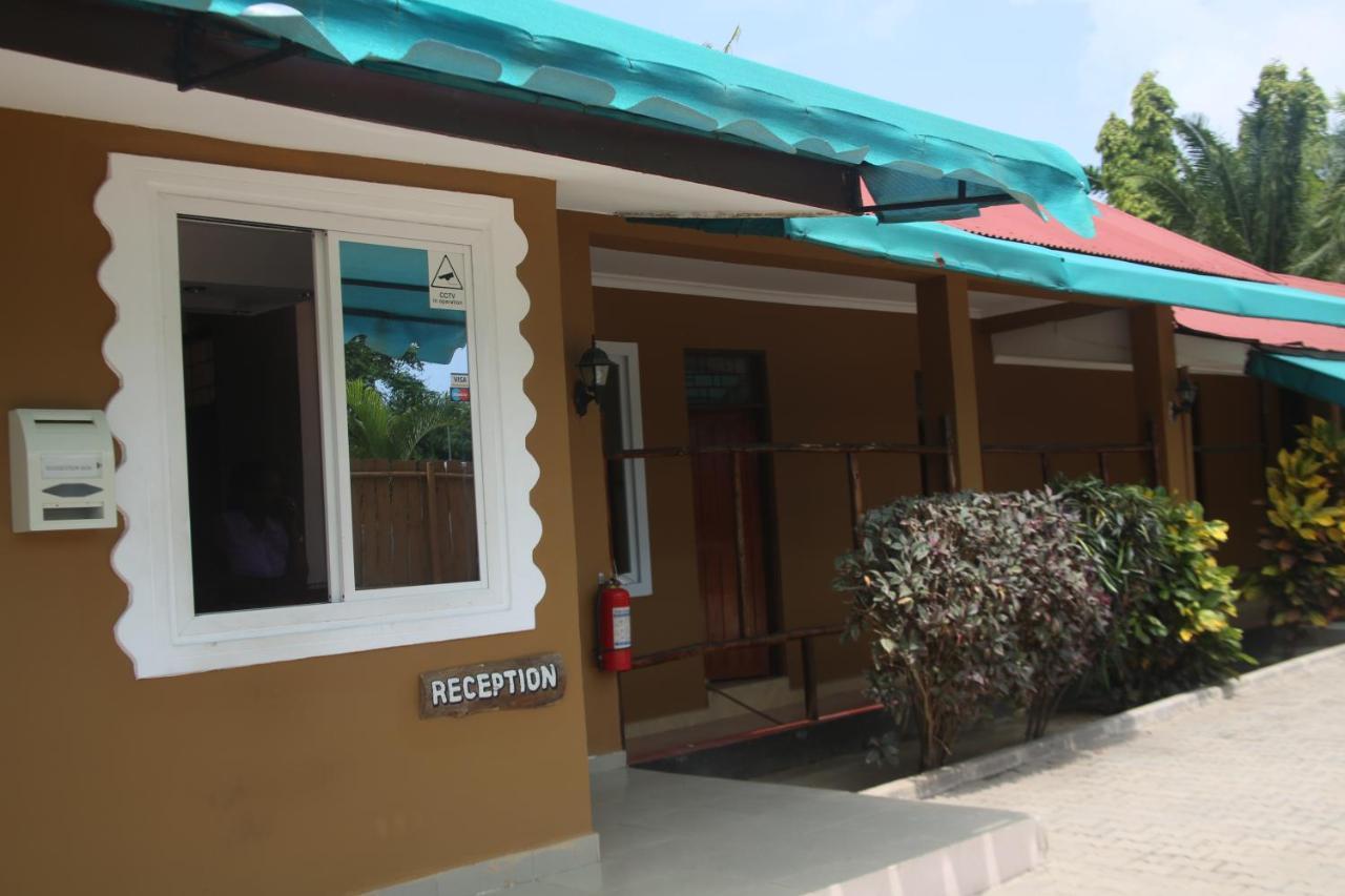Kays Lodge ดาร์เอสซาลาม ภายนอก รูปภาพ