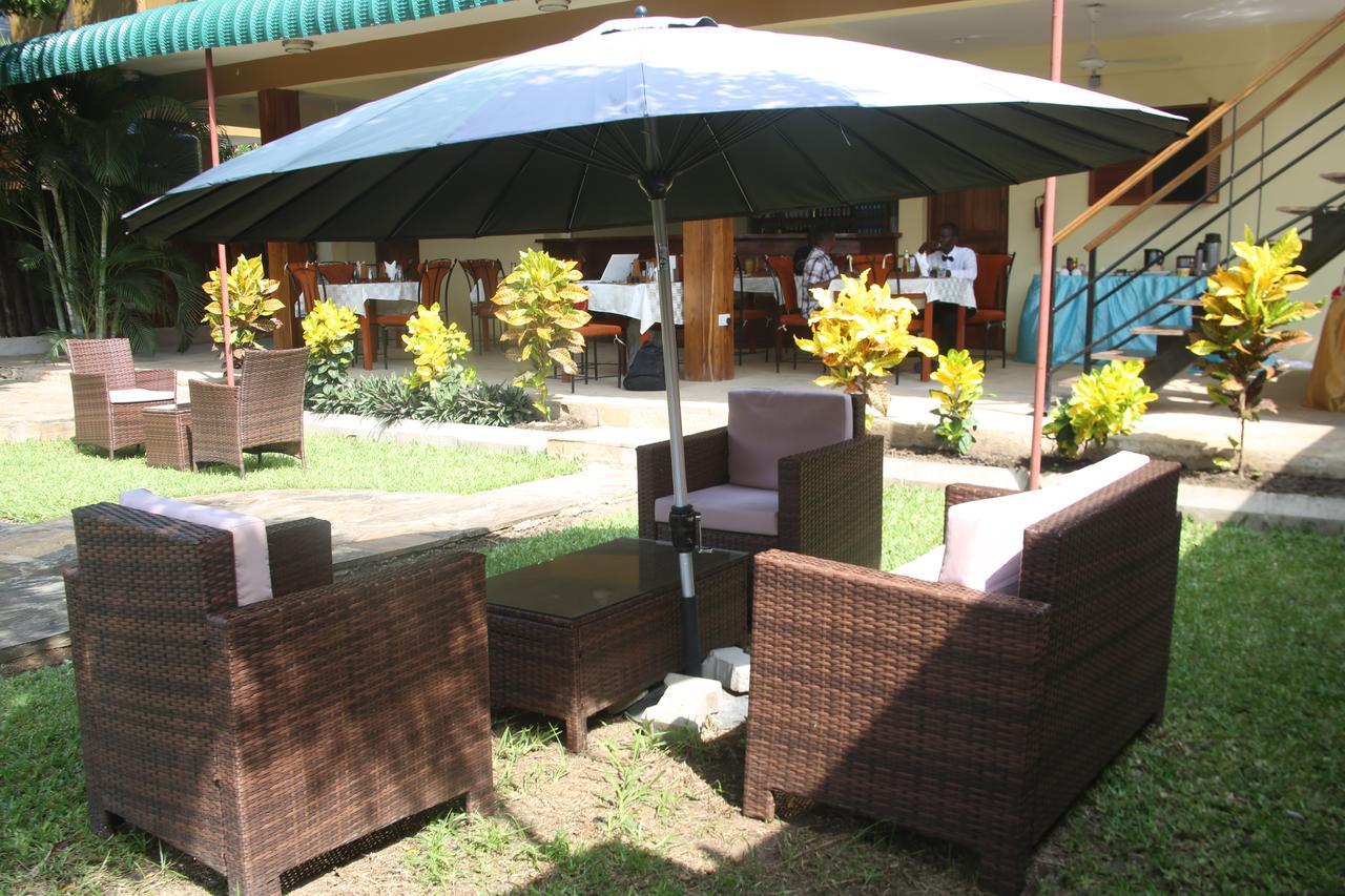 Kays Lodge ดาร์เอสซาลาม ภายนอก รูปภาพ