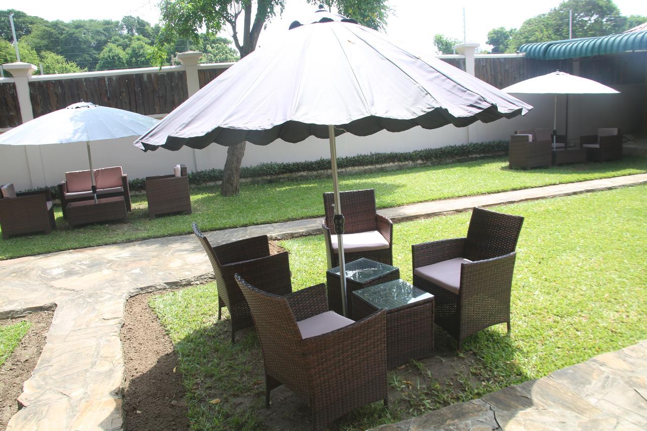 Kays Lodge ดาร์เอสซาลาม ภายนอก รูปภาพ